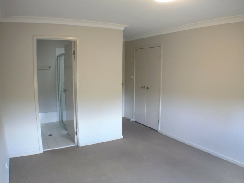 92 Phoenix Ave, Beaumont Hills NSW 2155