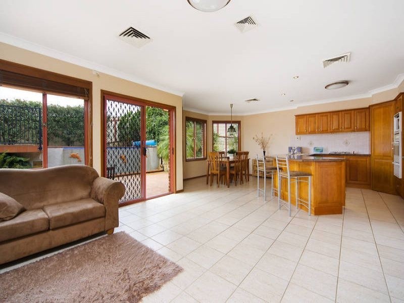 11 Patrine Place, Bella Vista NSW 2153