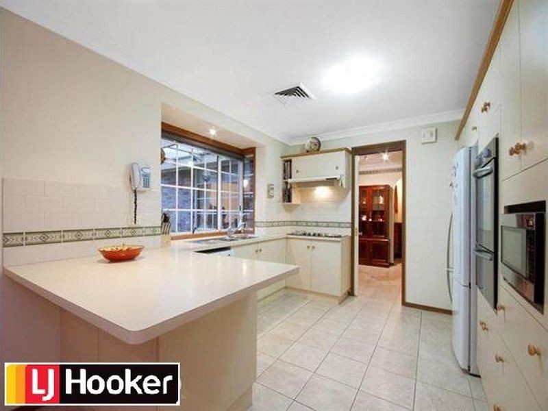 12A Grandoaks Place, Castle Hill NSW 2154