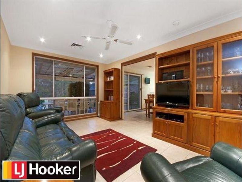12A Grandoaks Place, Castle Hill NSW 2154
