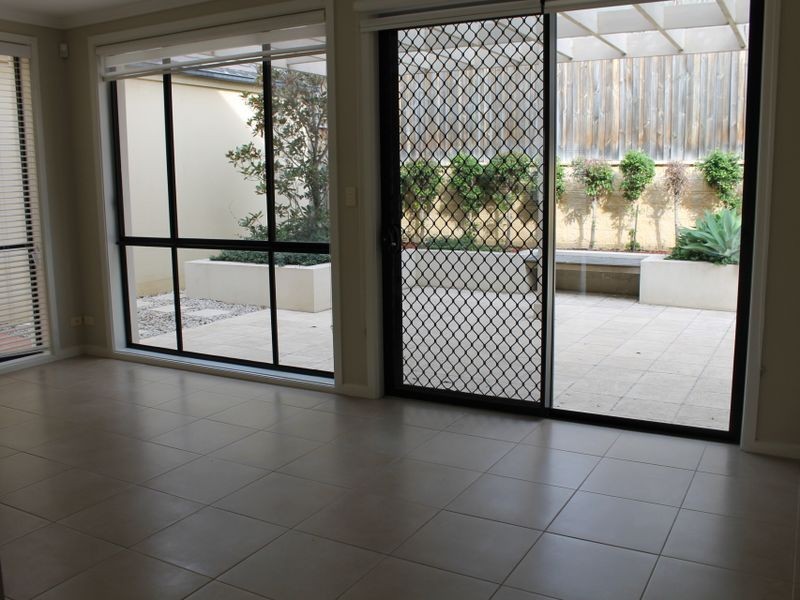 98 Linden Way, Bella Vista NSW 2153