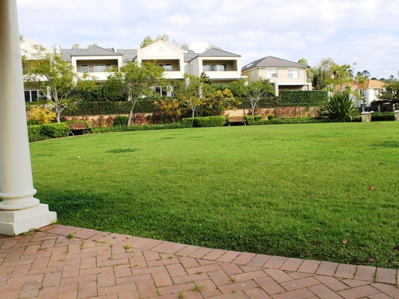 98 Linden Way, Bella Vista NSW 2153
