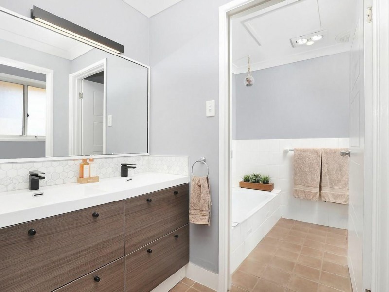 8/328 Seven Hills Road, Kings Langley NSW 2147