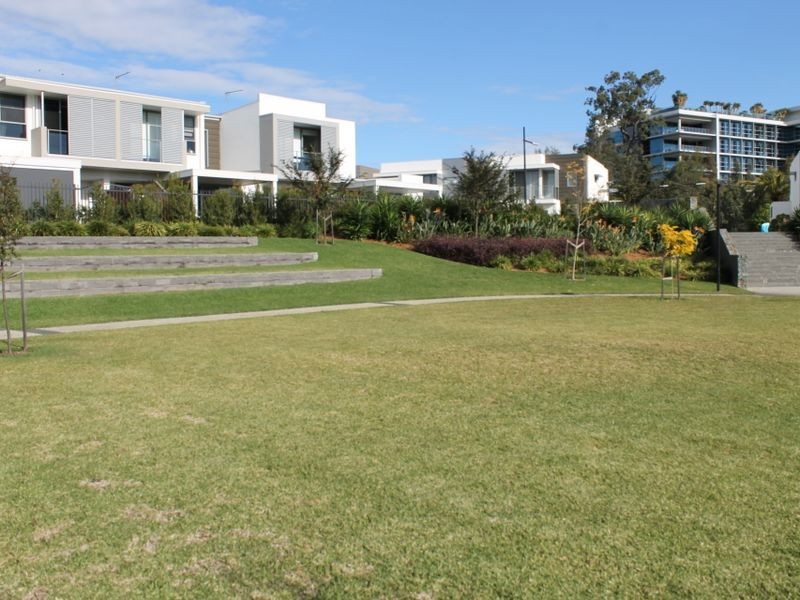 64 Central Park Avenue, Baulkham Hills NSW 2153