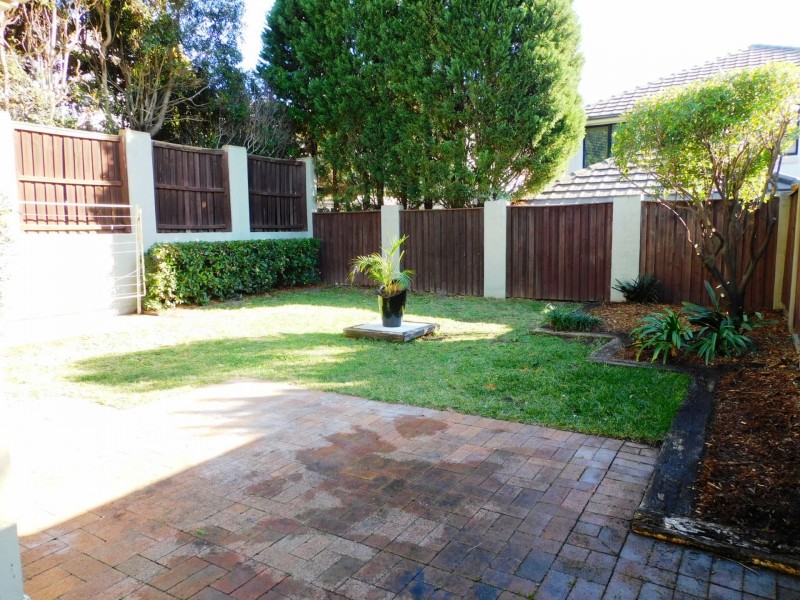 23 Skylark Cct, Bella Vista NSW 2153