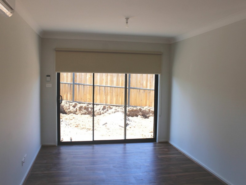 26a Daffodil Cr, Kellyville NSW 2155