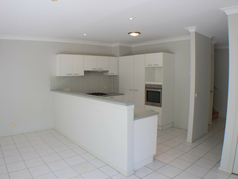 42 Tilbury Ave, Stanhope Gardens NSW 2768