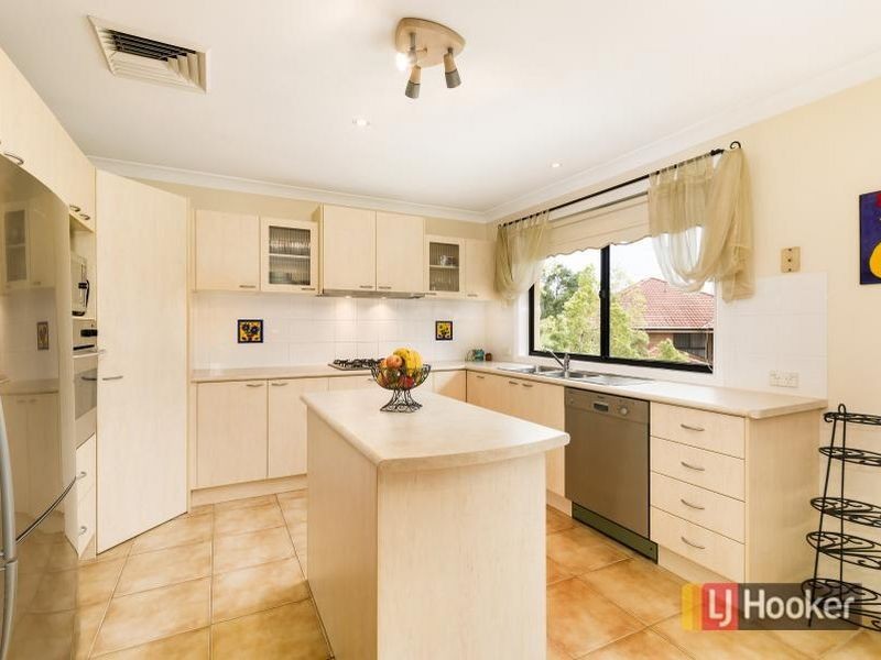 32 Fintry Court, Kellyville NSW 2155