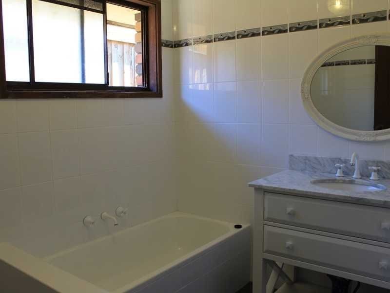 25 Kenneth Ave, Baulkham Hills NSW 2153