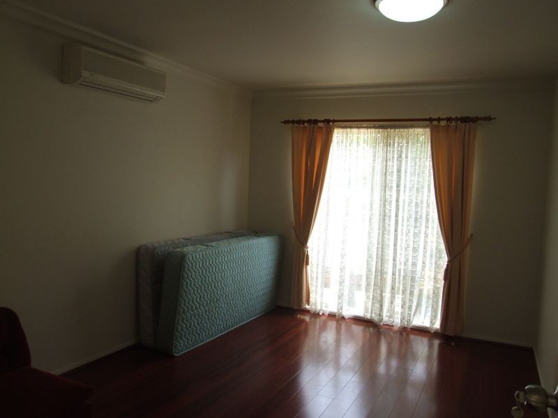 Flat/17 Eastbourne Way, Bella Vista NSW 2153