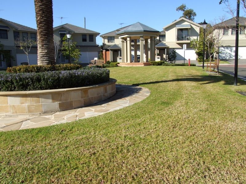 19 Chestnut Grove, Kellyville NSW 2155