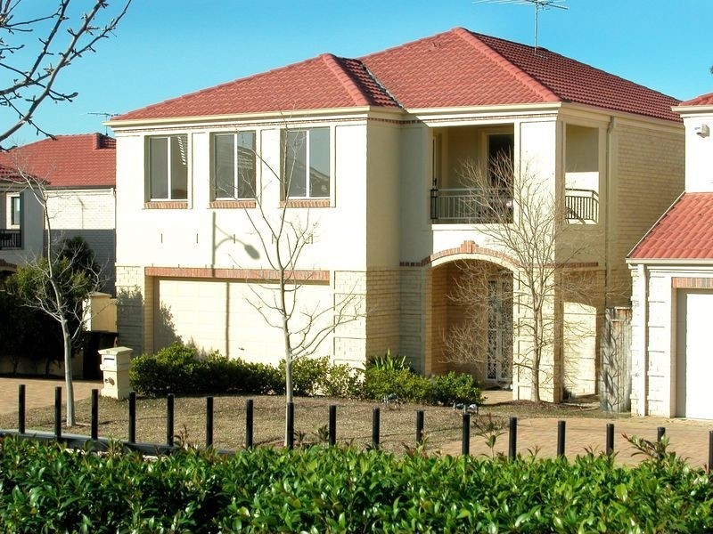 11 Summit Court, Glenwood NSW 2768