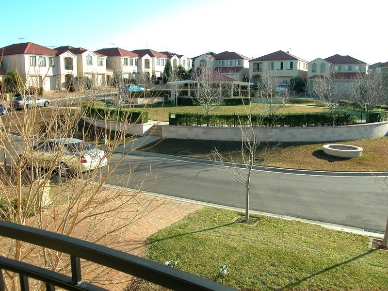 11 Summit Court, Glenwood NSW 2768