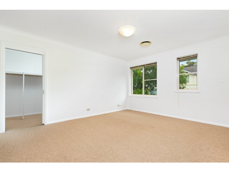 2 Skylark Cct, Bella Vista NSW 2153