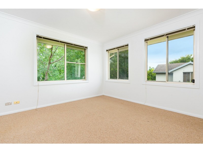 2 Skylark Cct, Bella Vista NSW 2153