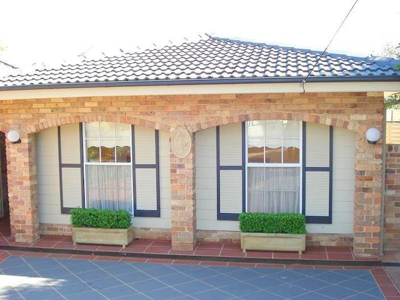 2 Bonnefin Place, Castle Hill NSW 2154