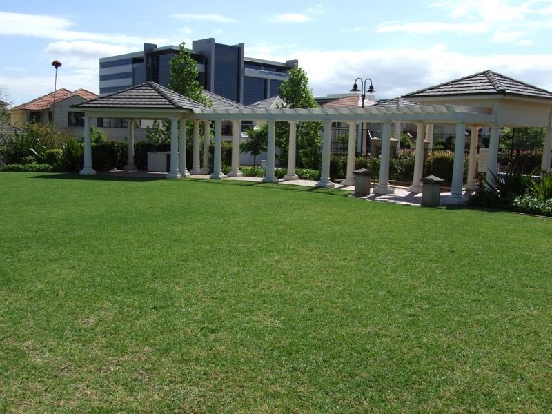 82 Linden Way, Bella Vista NSW 2153