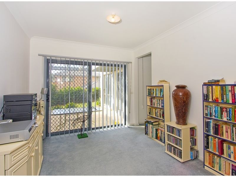 33 Rochdale Cres, Stanhope Gardens NSW 2768