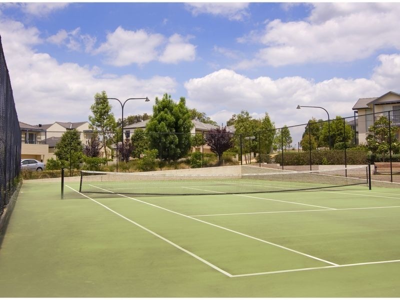 33 Rochdale Cres, Stanhope Gardens NSW 2768