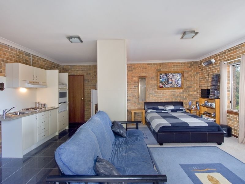 36 Gindurra Avenue, Castle Hill NSW 2154