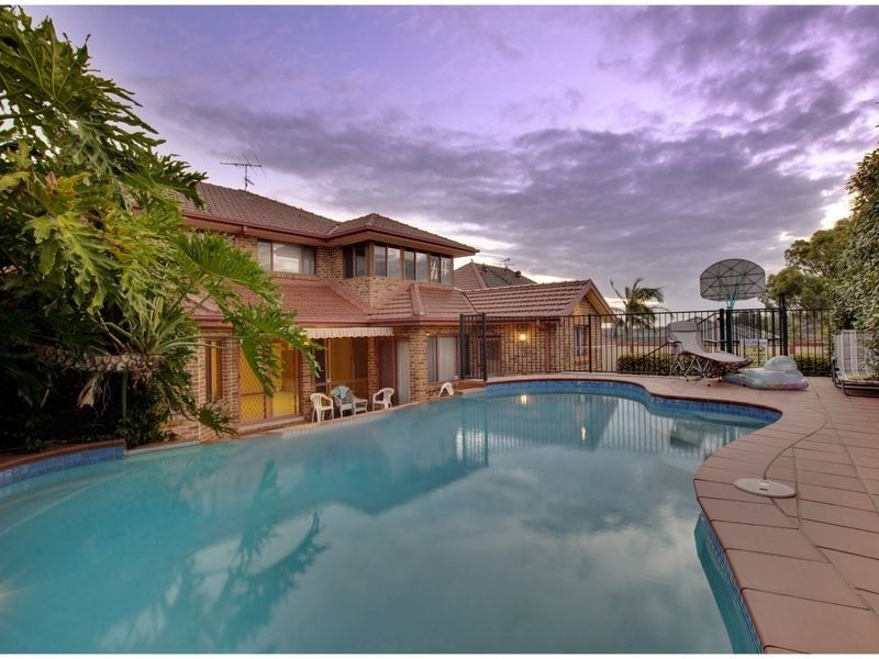 11 Patrine Pl, Bella Vista NSW 2153