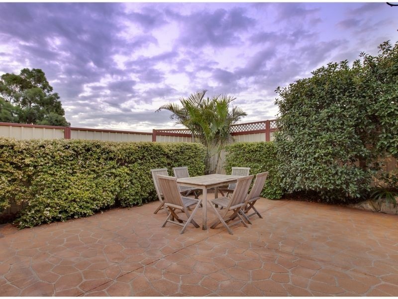 11 Patrine Pl, Bella Vista NSW 2153