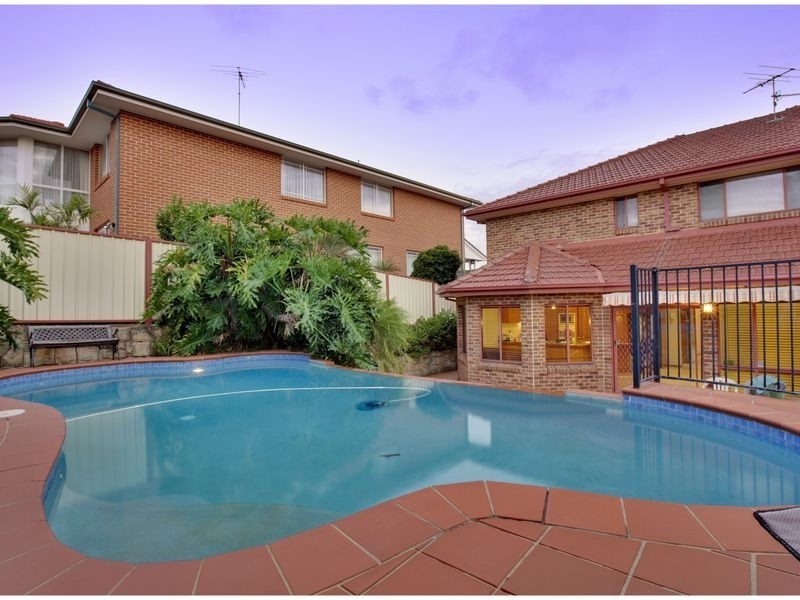 11 Patrine Pl, Bella Vista NSW 2153