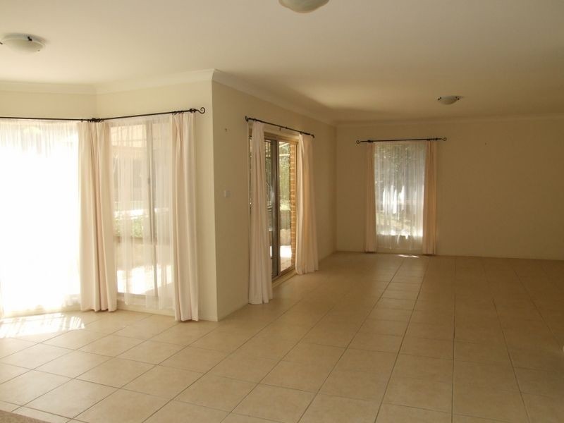 14 Emily Clarke Dr, Kellyville NSW 2155