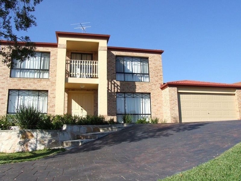 6 Teatree Pl, Beaumont Hills NSW 2155