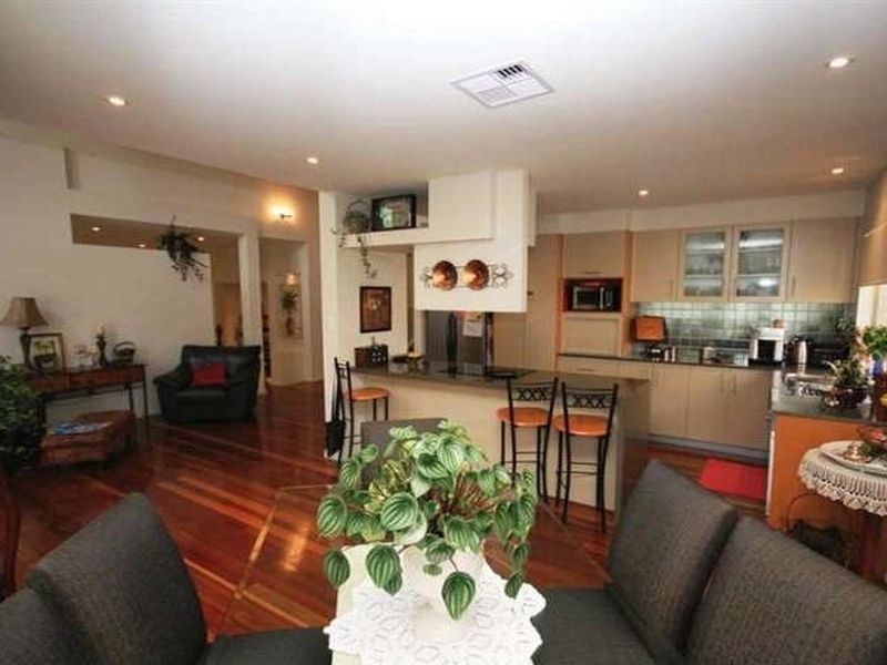 15a Rothwell Cct, Glenwood NSW 2768