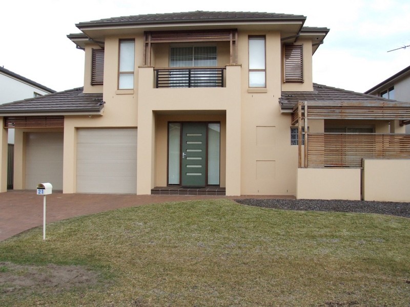 21 Rothwell Cct, Glenwood NSW 2768