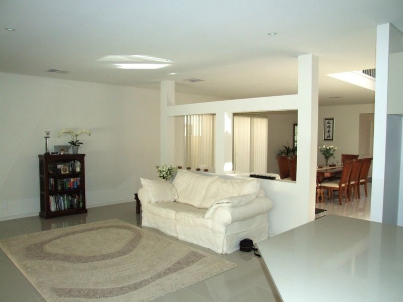 21 Rothwell Cct, Glenwood NSW 2768