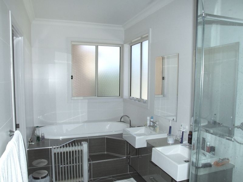 21 Rothwell Cct, Glenwood NSW 2768