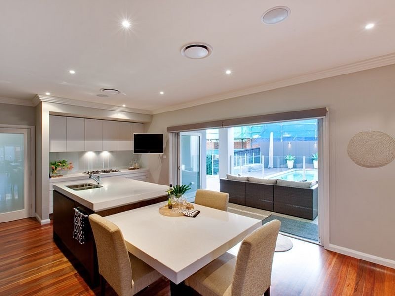 6 Braeburn Cresent, Bella Vista NSW 2153