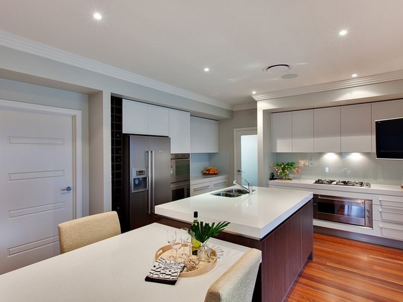 6 Braeburn Cresent, Bella Vista NSW 2153