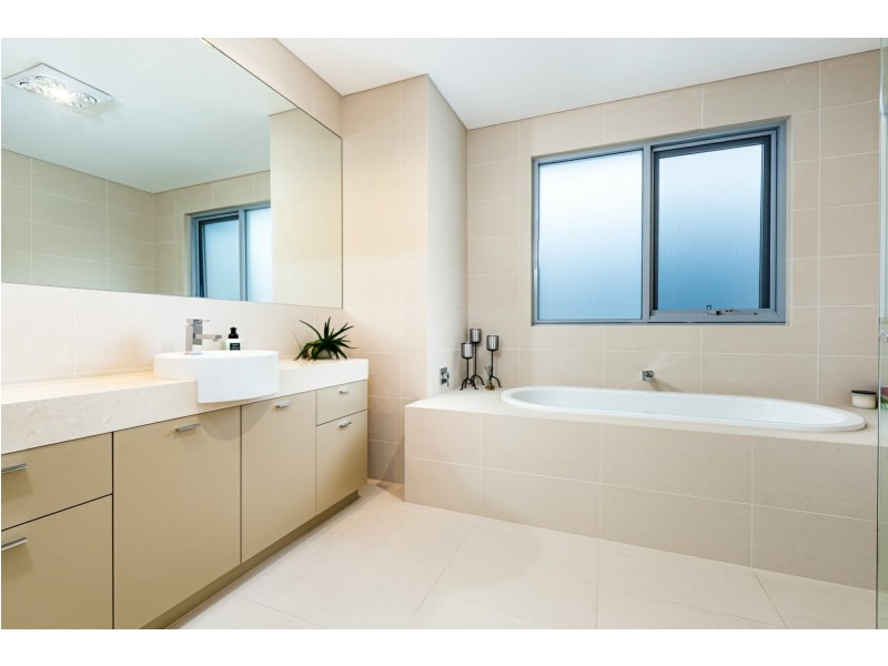 17 The Pointe, Bella Vista NSW 2153
