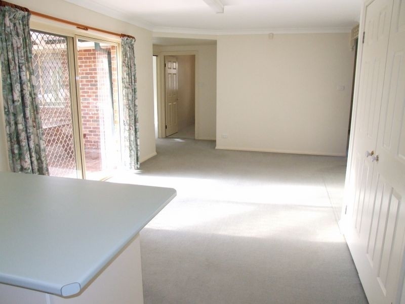 12 Paula Pearce Pl, Bella Vista NSW 2153