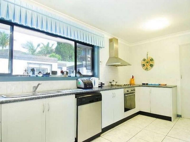 2 Jamieson Ave, Baulkham Hills NSW 2153