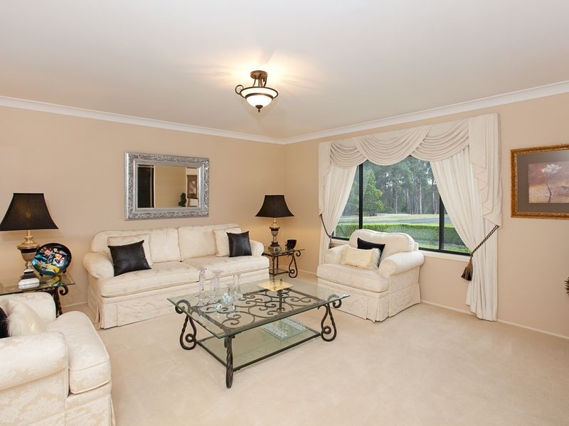 1 Crestview Ave, Kellyville NSW 2155