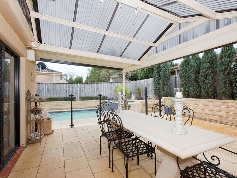 1 Crestview Ave, Kellyville NSW 2155