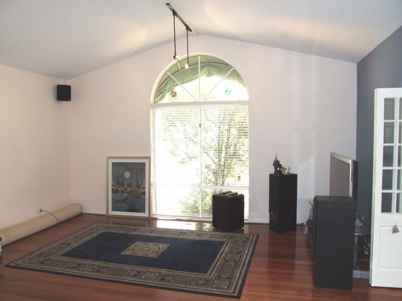 5 Grant Glade, Bella Vista NSW 2153