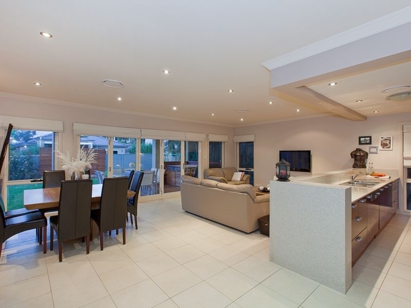 6 Houseman Ave, Kellyville NSW 2155