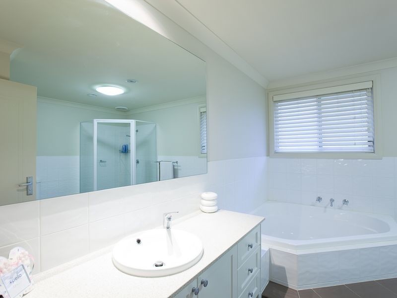 6 Houseman Ave, Kellyville NSW 2155