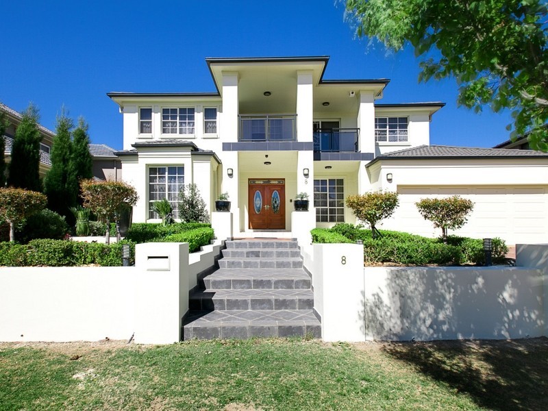 8 Bridgeview Cct, Bella Vista NSW 2153