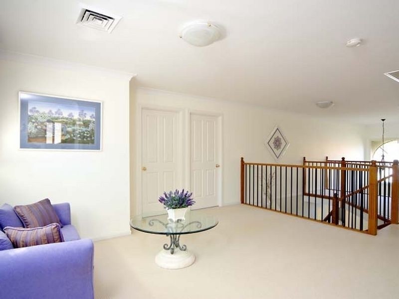 6 Fraser Av, Kellyville NSW 2155