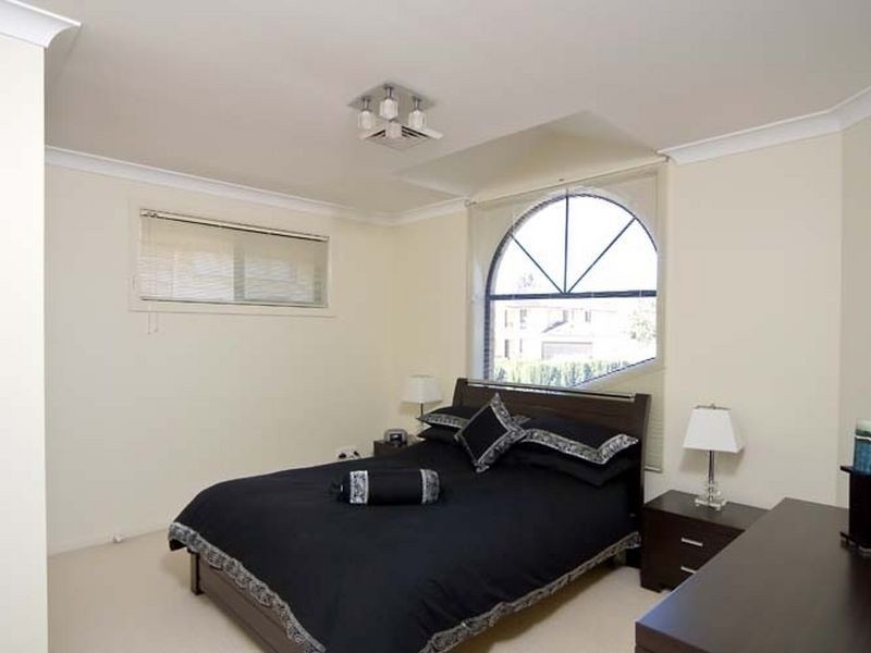 6 Fraser Av, Kellyville NSW 2155