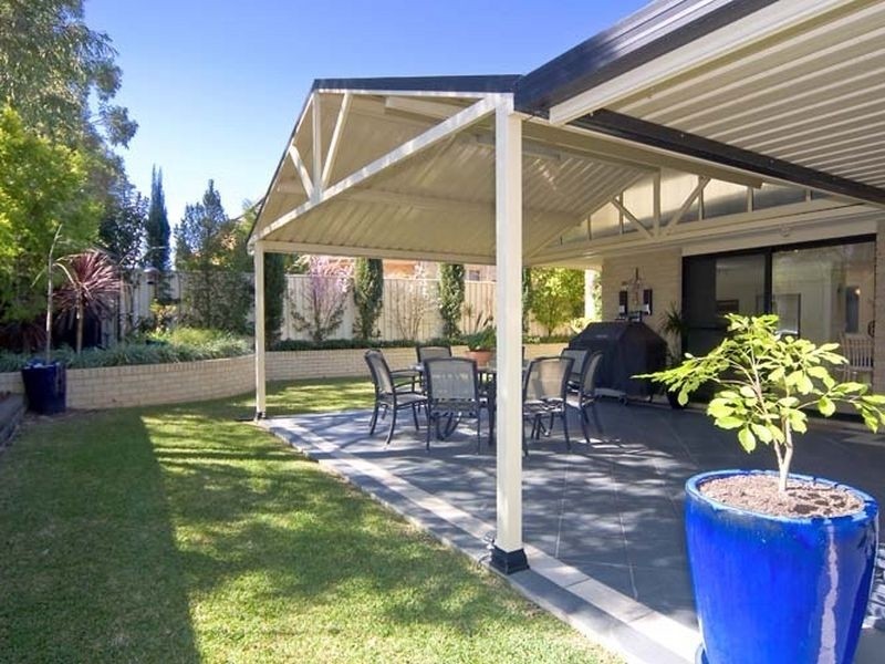 6 Fraser Av, Kellyville NSW 2155