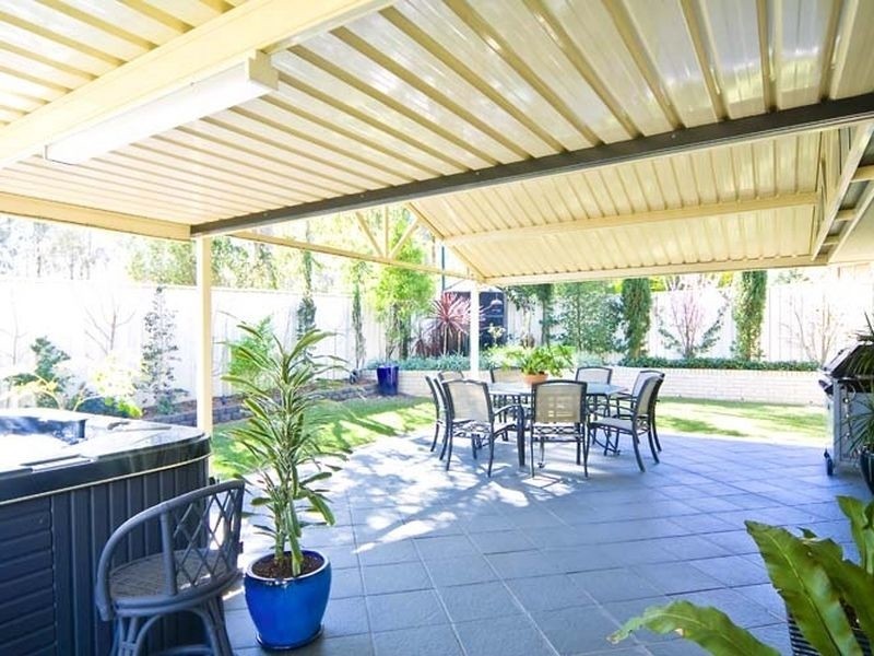 6 Fraser Av, Kellyville NSW 2155