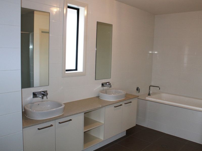 11 Hector Crt, Kellyville NSW 2155