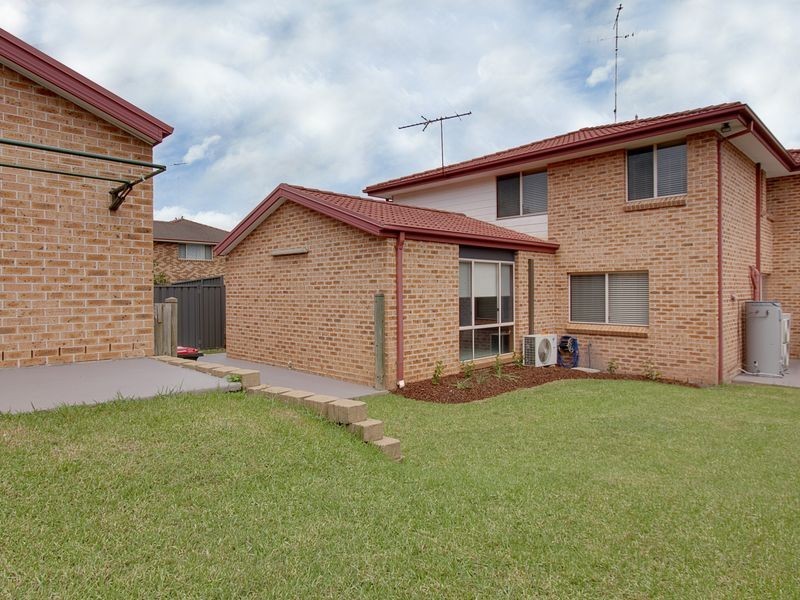 35 Francesco Cr, Bella Vista NSW 2153